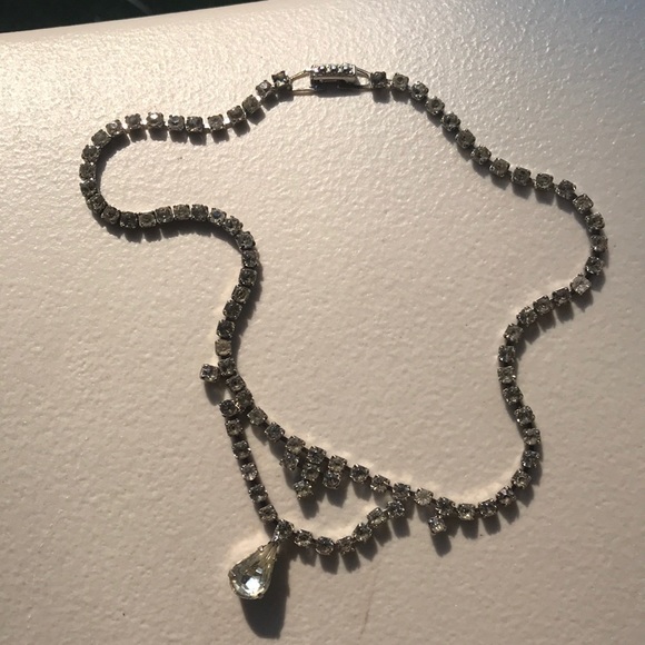 Vintage Rhinestone Short Necklace Beautiful - Picture 5 of 15